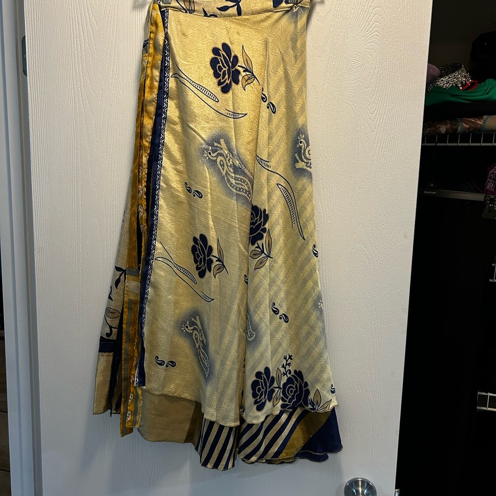Sari Wrap Skirt - Navy and Cream - Picture 2 of 4